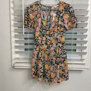 NWT American Eagle Floral Romper X-Small